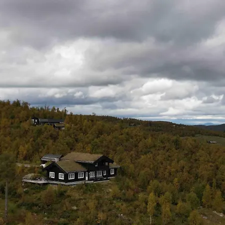 Great With Gorgeous Mountain Views *